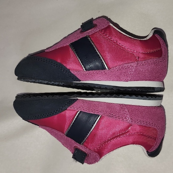 Polo by Ralph Lauren Girls Pink and Black Velcro Shoes 7T - Picture 3 of 5